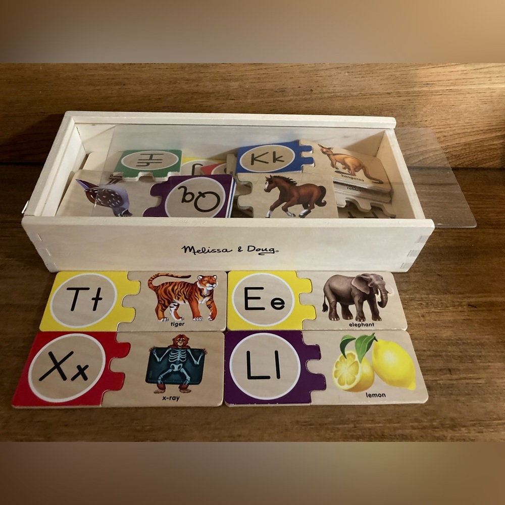 Melissa and Doug Self Correcting Alphabet Letter Puzzle *wooden pieces and box* - Picture 4 of 6